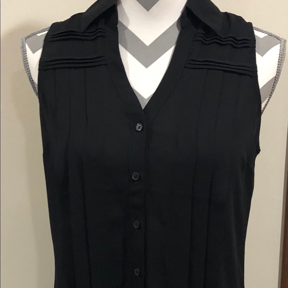Black sleeveless blouse